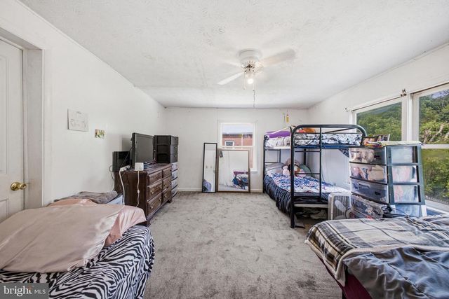 3508 N MAIN ST, Toms Brook, VA 22660