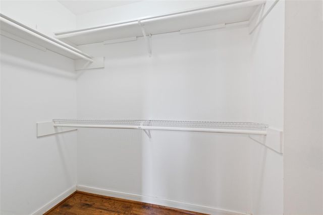 807 Woodfern Glen Lane, Pearland, TX 77584