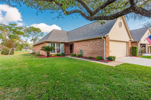807 Woodfern Glen Lane, Pearland, TX 77584