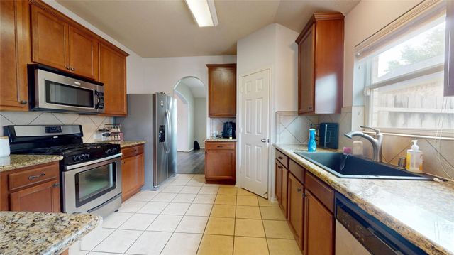 79 San Simeon Drive, Manvel, TX 77578