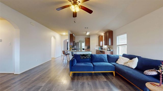 79 San Simeon Drive, Manvel, TX 77578