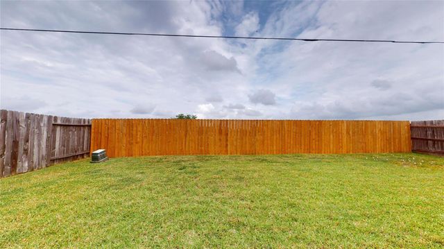 79 San Simeon Drive, Manvel, TX 77578
