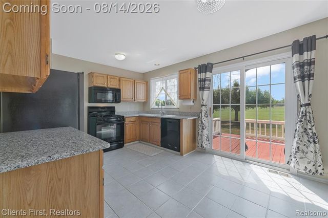 44685 Fair Oaks Drive, Canton, MI 48187