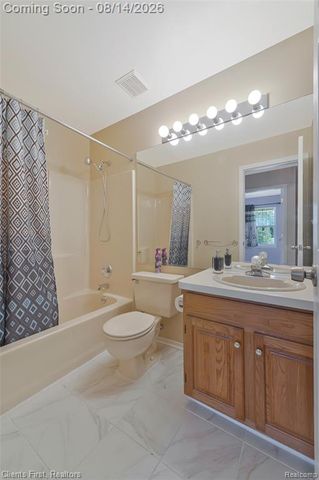 44685 Fair Oaks Drive, Canton, MI 48187