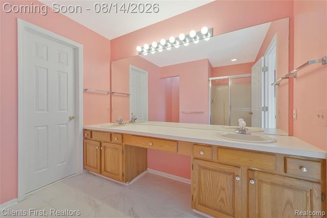 44685 Fair Oaks Drive, Canton, MI 48187
