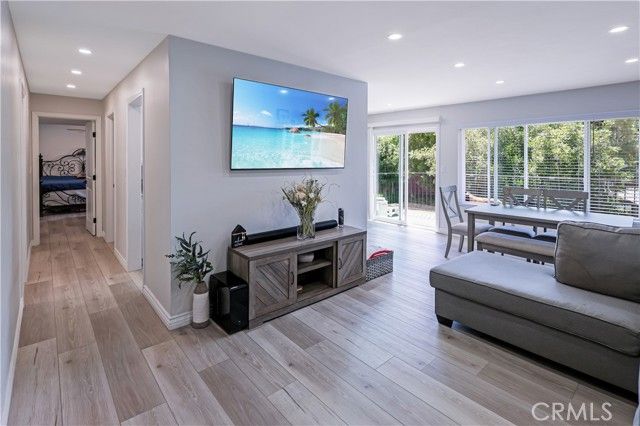 971 S Idaho 10, La Habra, CA 90631