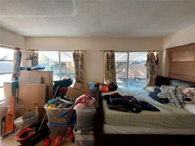 4571 NW 19th Way, Tamarac, FL 33309