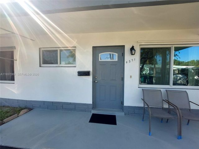 4571 NW 19th Way, Tamarac, FL 33309