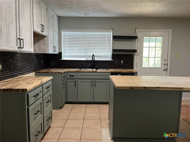 503 Bond Street, Copperas Cove, TX 76522