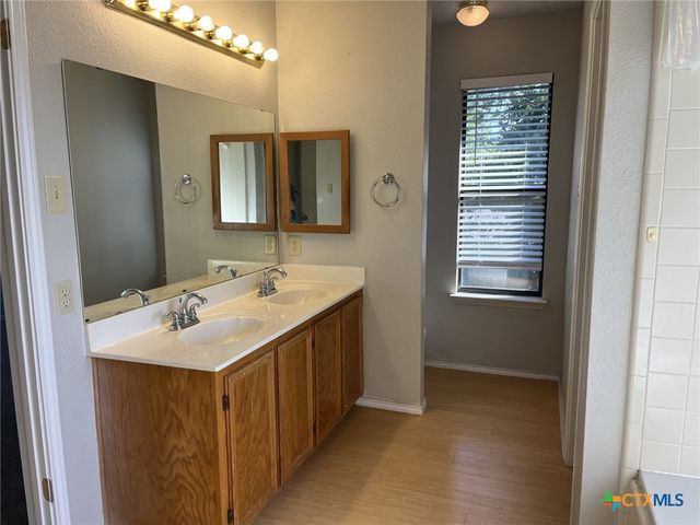 503 Bond Street, Copperas Cove, TX 76522