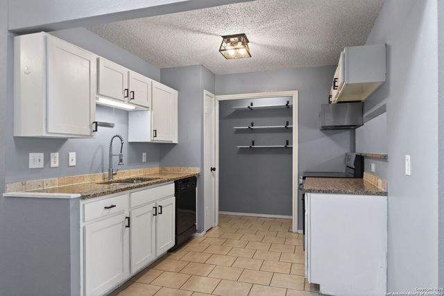 2415 Moss Terrace, San Antonio, TX 78232