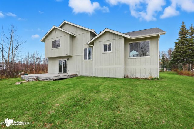 5651 S Hanson Loop, Wasilla, AK 99623