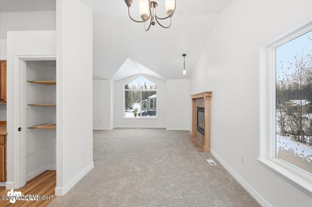 5651 S Hanson Loop, Wasilla, AK 99623