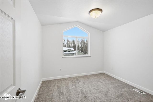 5651 S Hanson Loop, Wasilla, AK 99623