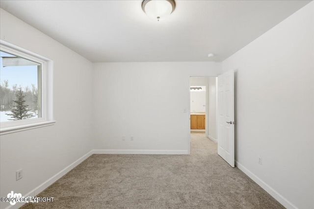 5651 S Hanson Loop, Wasilla, AK 99623