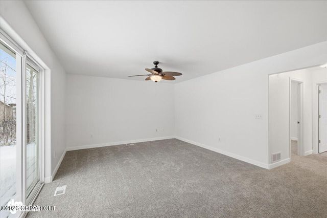 5651 S Hanson Loop, Wasilla, AK 99623