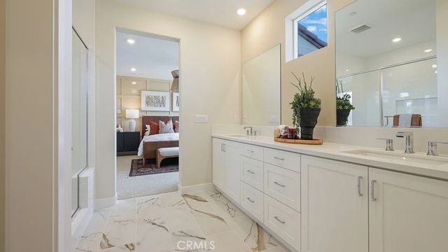 2146 Aneto Way, Santa Paula, CA 93060
