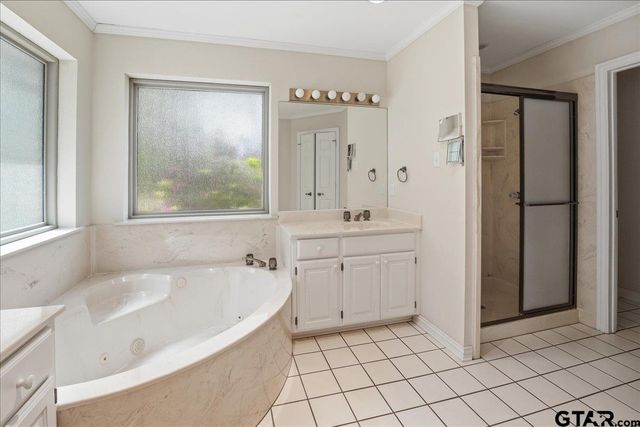 15744 Timberhill Dr, Flint, TX 75762