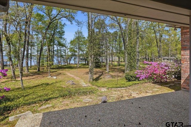 15744 Timberhill Dr, Flint, TX 75762