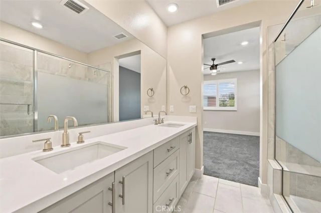 1692 W Enterprise Drive, San Pedro, CA 90732