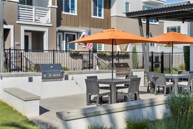 1692 W Enterprise Drive, San Pedro, CA 90732