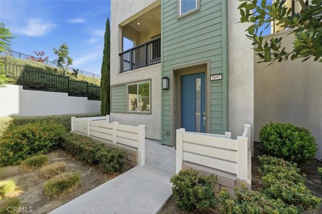 1692 W Enterprise Drive, San Pedro, CA 90732
