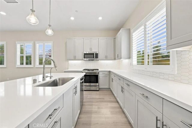 1692 W Enterprise Drive, San Pedro, CA 90732