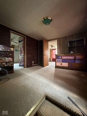 2012 1st Avenue, Terre Haute, IN 47807