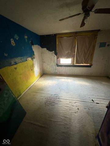 2012 1st Avenue, Terre Haute, IN 47807