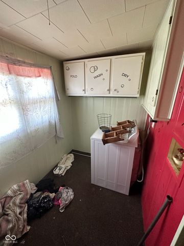 2012 1st Avenue, Terre Haute, IN 47807