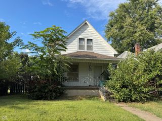 2012 1st Avenue, Terre Haute, IN 47807