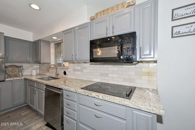 17234 N 15TH Avenue, Phoenix, AZ 85023