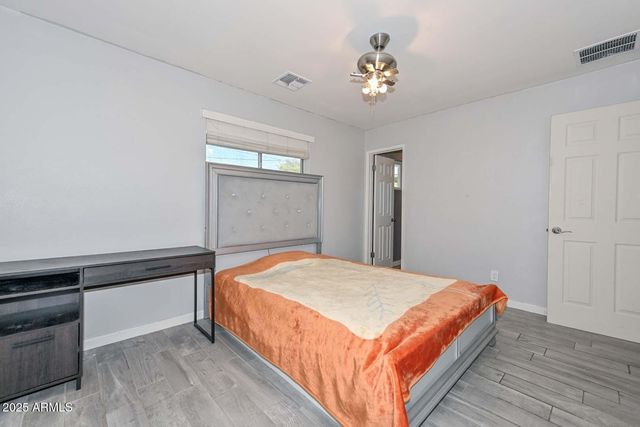 17234 N 15TH Avenue, Phoenix, AZ 85023