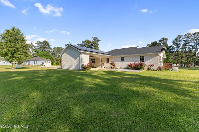 1600 Nc Hy 53 W, Burgaw, NC 28425