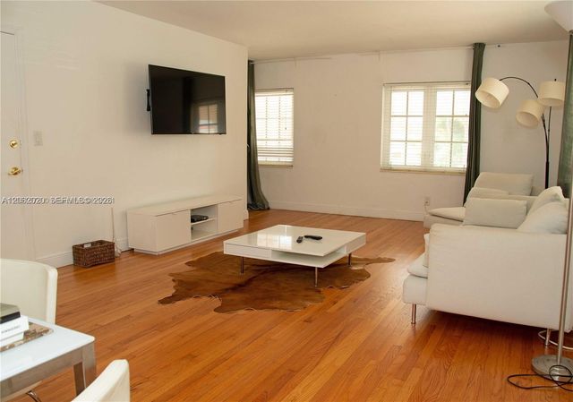233 Madeira Ave 2, Coral Gables, FL 33134