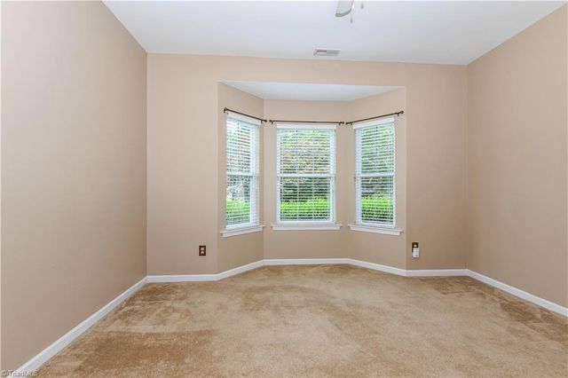 5019 Brian Center Lane, Winston-salem, NC 27106