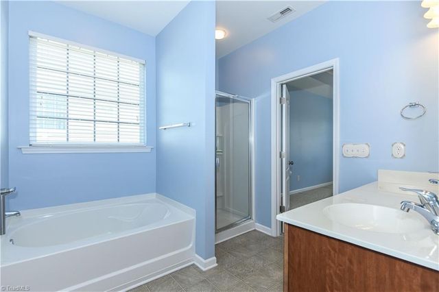 5019 Brian Center Lane, Winston-salem, NC 27106