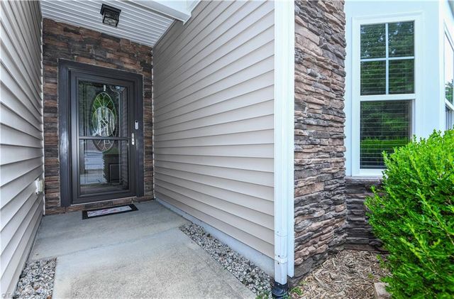 5019 Brian Center Lane, Winston-salem, NC 27106