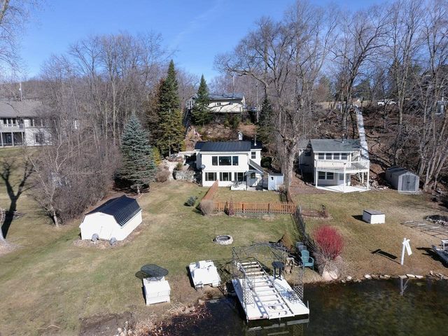 7170 Pleasant DRIVE, West Bend, WI 53090