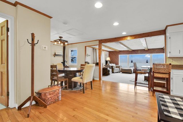 7170 Pleasant DRIVE, West Bend, WI 53090