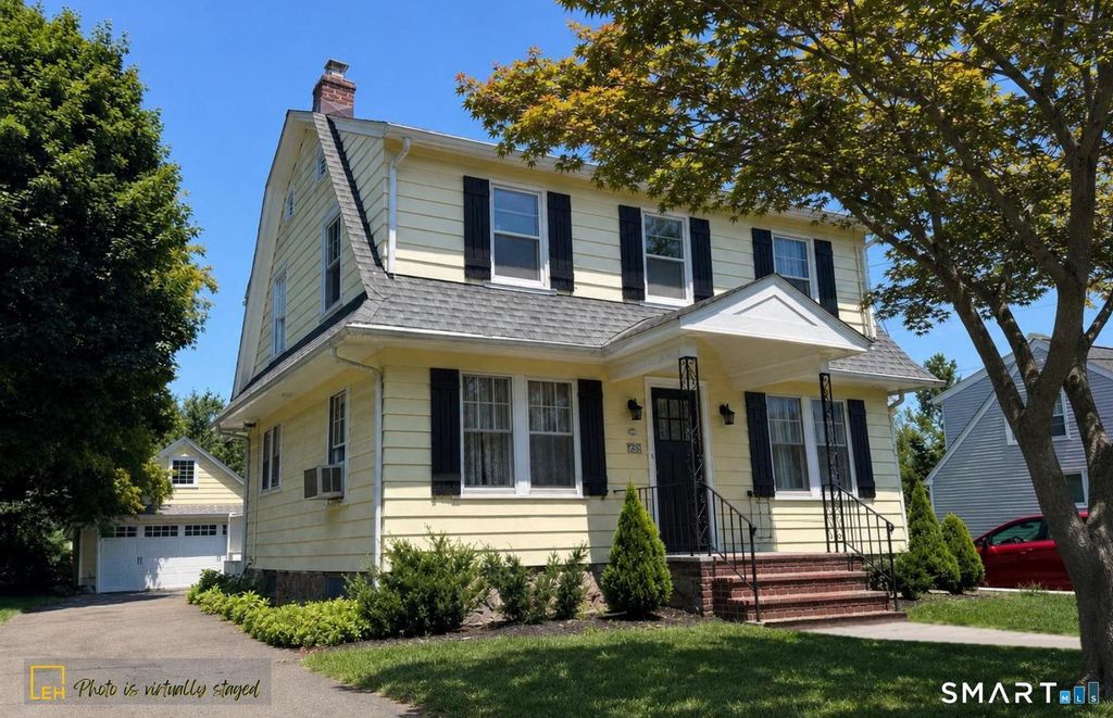 50 Vine Street, Stratford, CT 06614