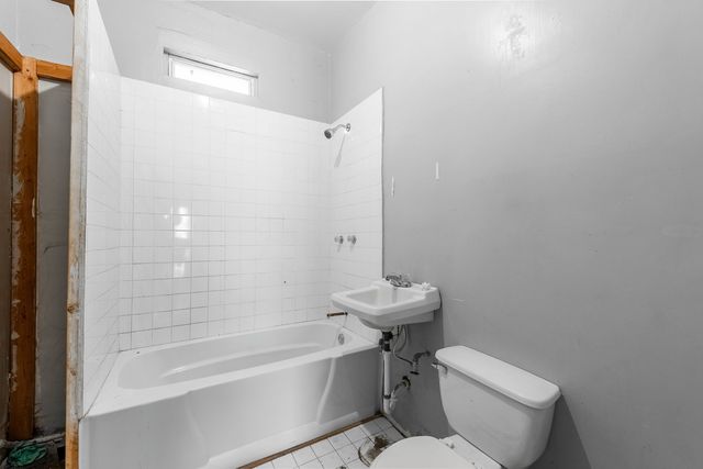 2244 S Drake Avenue, Chicago, IL 60623