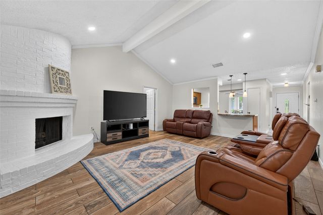 3009 Richwood Circle, Bedford, TX 76021