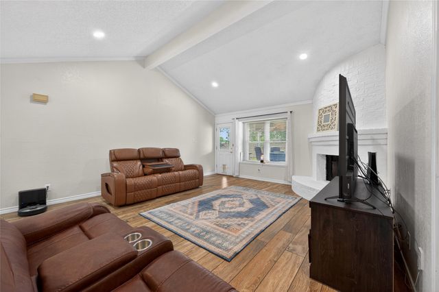 3009 Richwood Circle, Bedford, TX 76021