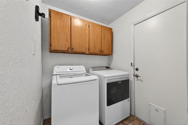 3009 Richwood Circle, Bedford, TX 76021