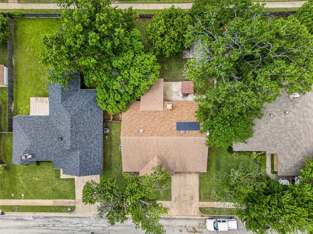 3009 Richwood Circle, Bedford, TX 76021
