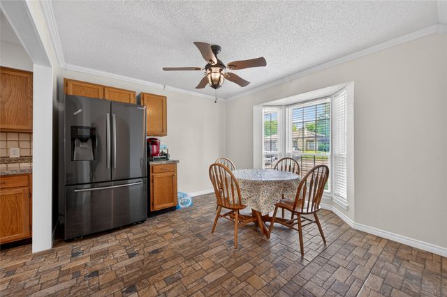 3009 Richwood Circle, Bedford, TX 76021