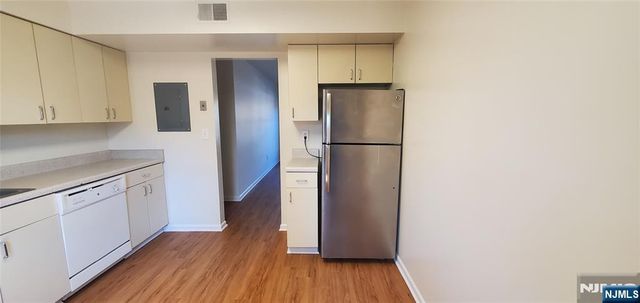 360 Knickerbocker Road 9, Dumont, NJ 07628