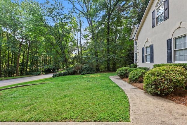 5155 Holly Springs Drive, Douglasville, GA 30135