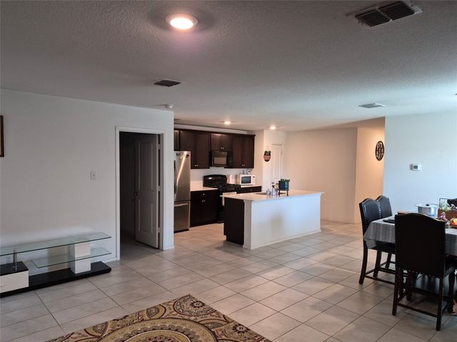 1533 Woodbrook Lane, Hutchins, TX 75141
